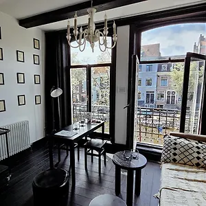 2* Bed & Breakfast The Black Beauty Private With Canal View From 1799