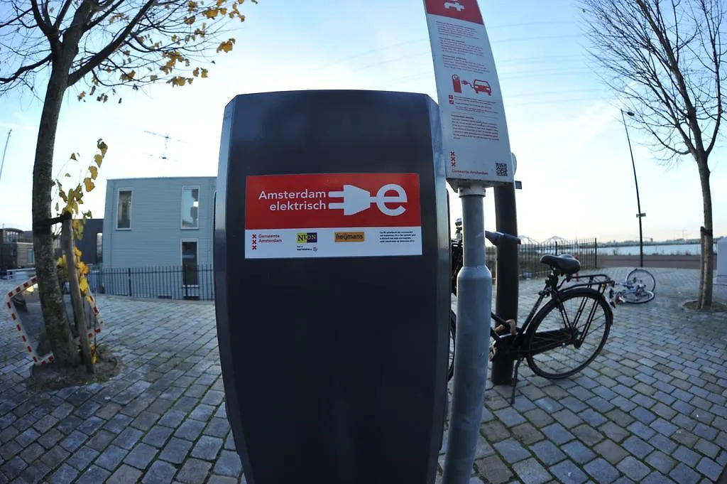 La Corte Sconta B&B Amsterdam Oda ve Kahvaltı